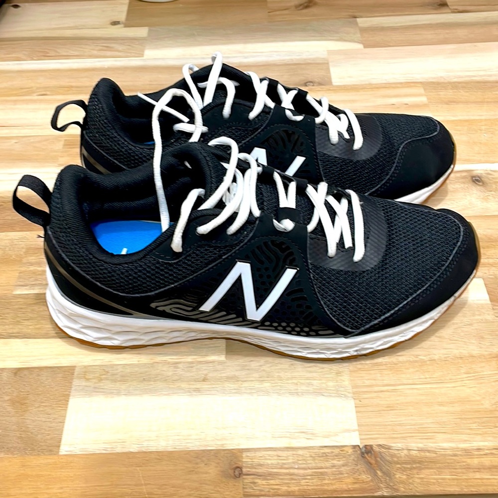 New Balance Turf shoes men’s size 11 WIDE RARE